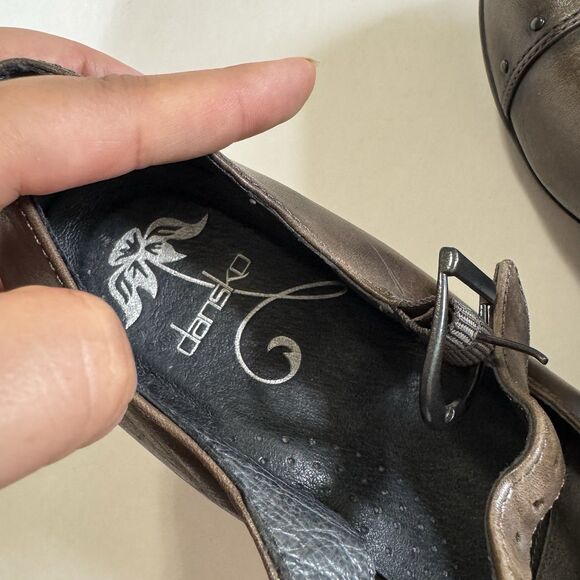 Dansko Fanny Mary Jane Brown Leather Studded Wedge Heels EUR 40 9.5-10 - Picture 9 of 13